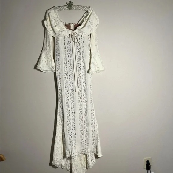 NWT Angel Lane Gorgeous Long Off Shoulder Dress / Gown - Picture 7 of 7